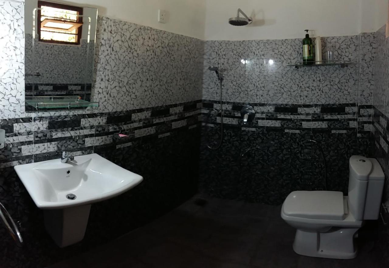 Happy Spring Guest Bed and Breakfast Mirissa Εξωτερικό φωτογραφία