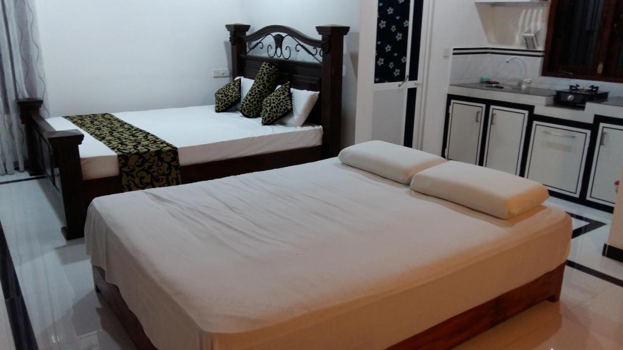 Happy Spring Guest Bed and Breakfast Mirissa Εξωτερικό φωτογραφία