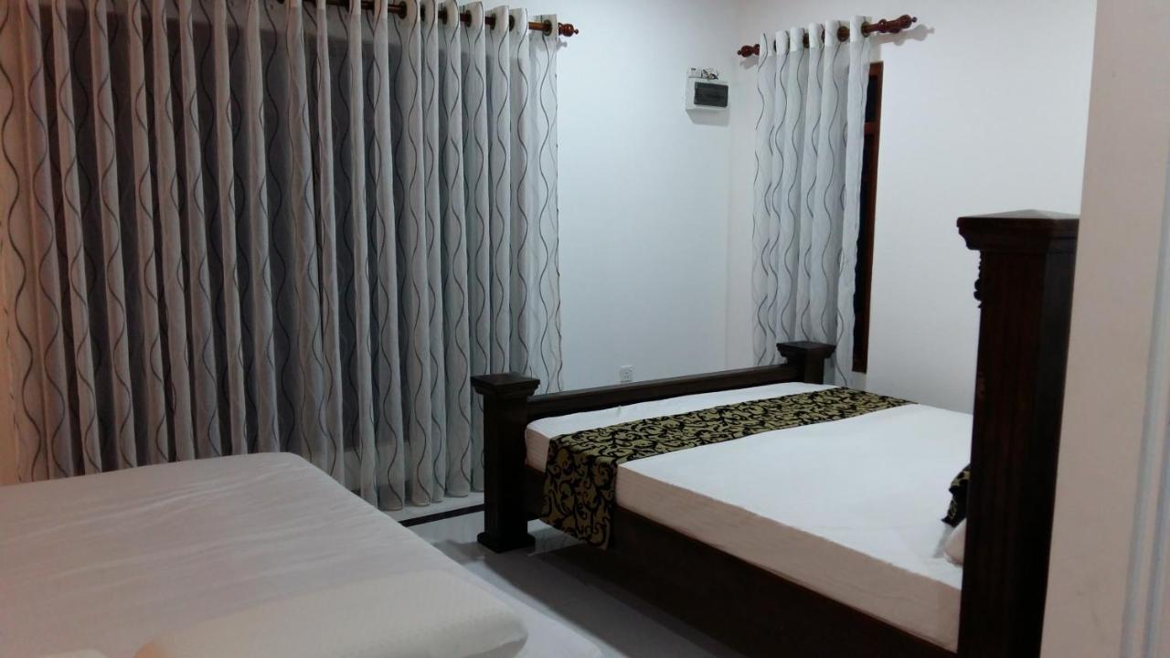 Happy Spring Guest Bed and Breakfast Mirissa Εξωτερικό φωτογραφία